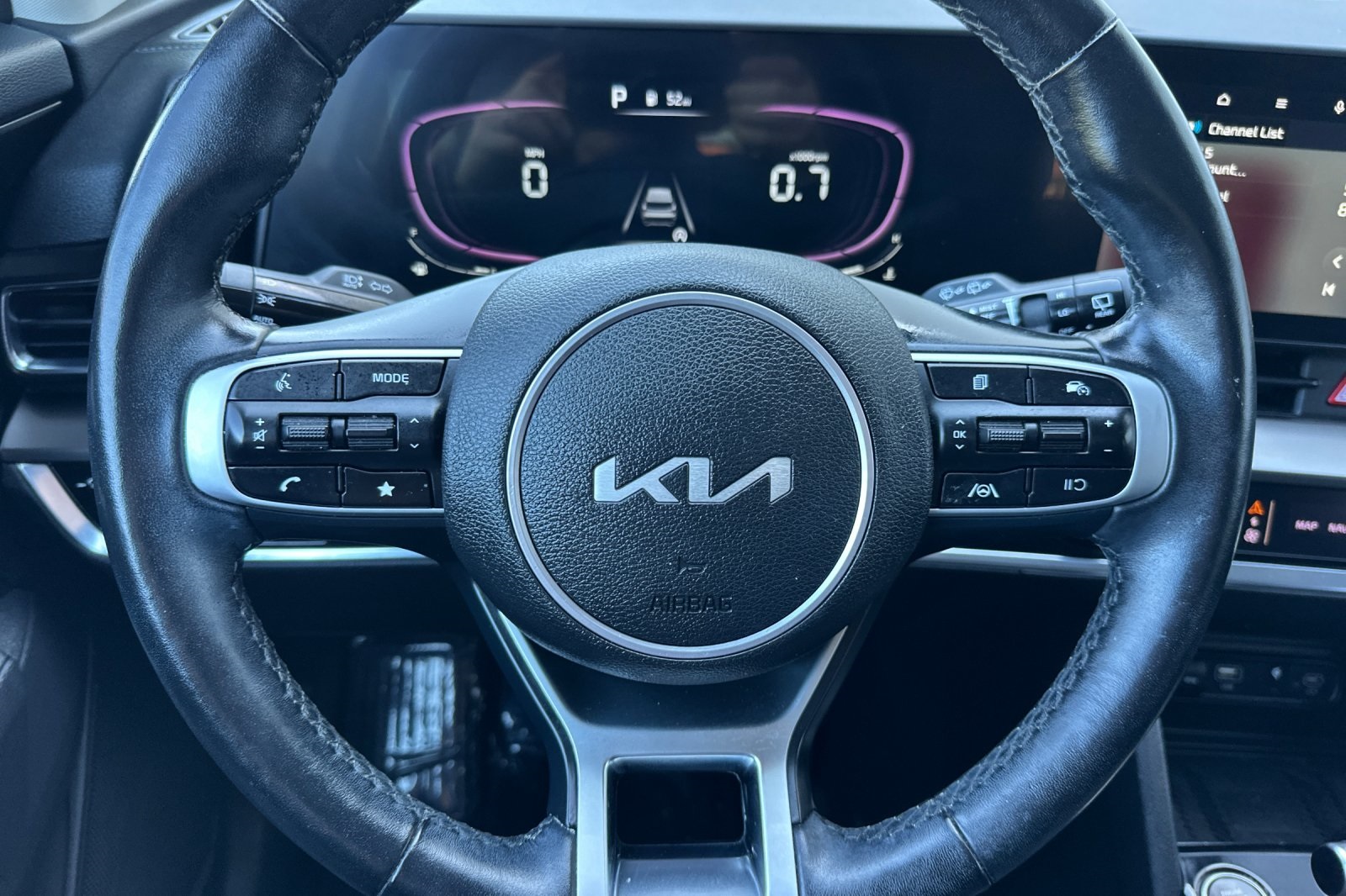 2023 Kia Sportage EX photo 23