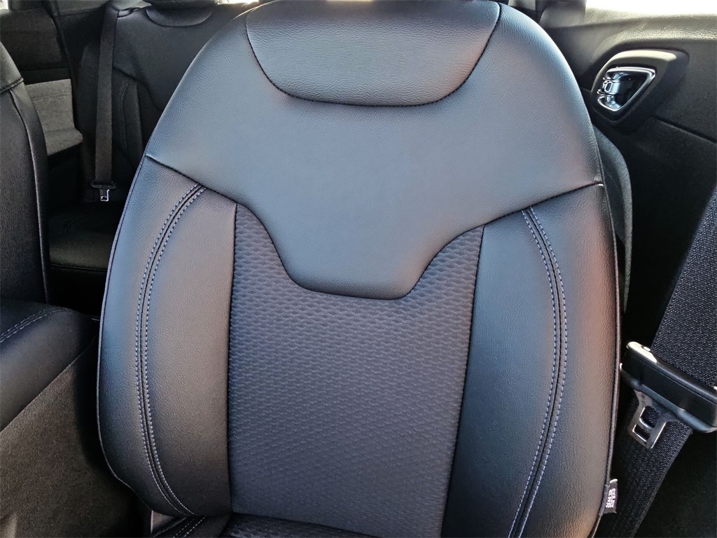 2025 Jeep Compass Latitude photo 29
