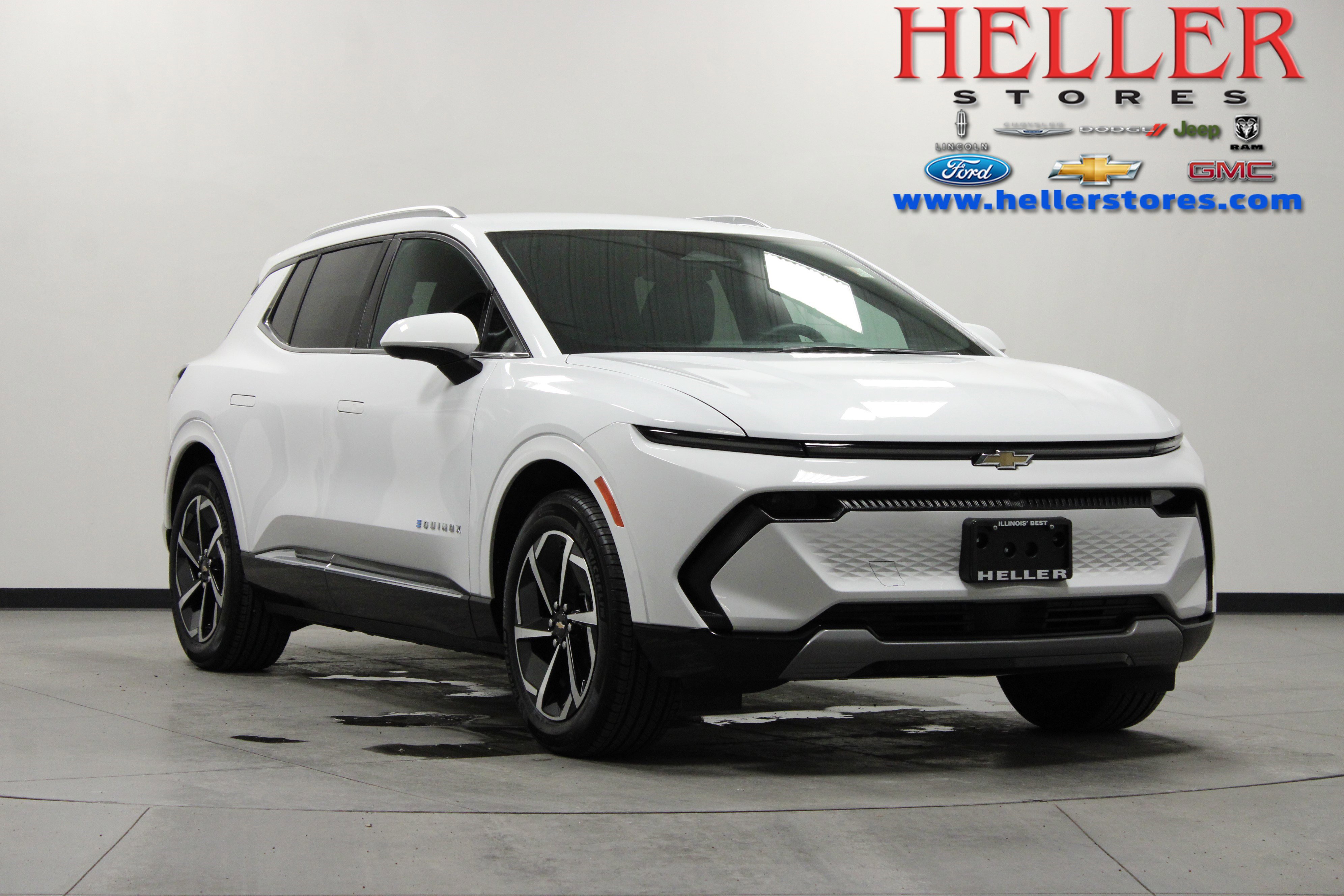 2025 Chevrolet Equinox EV LT's photo