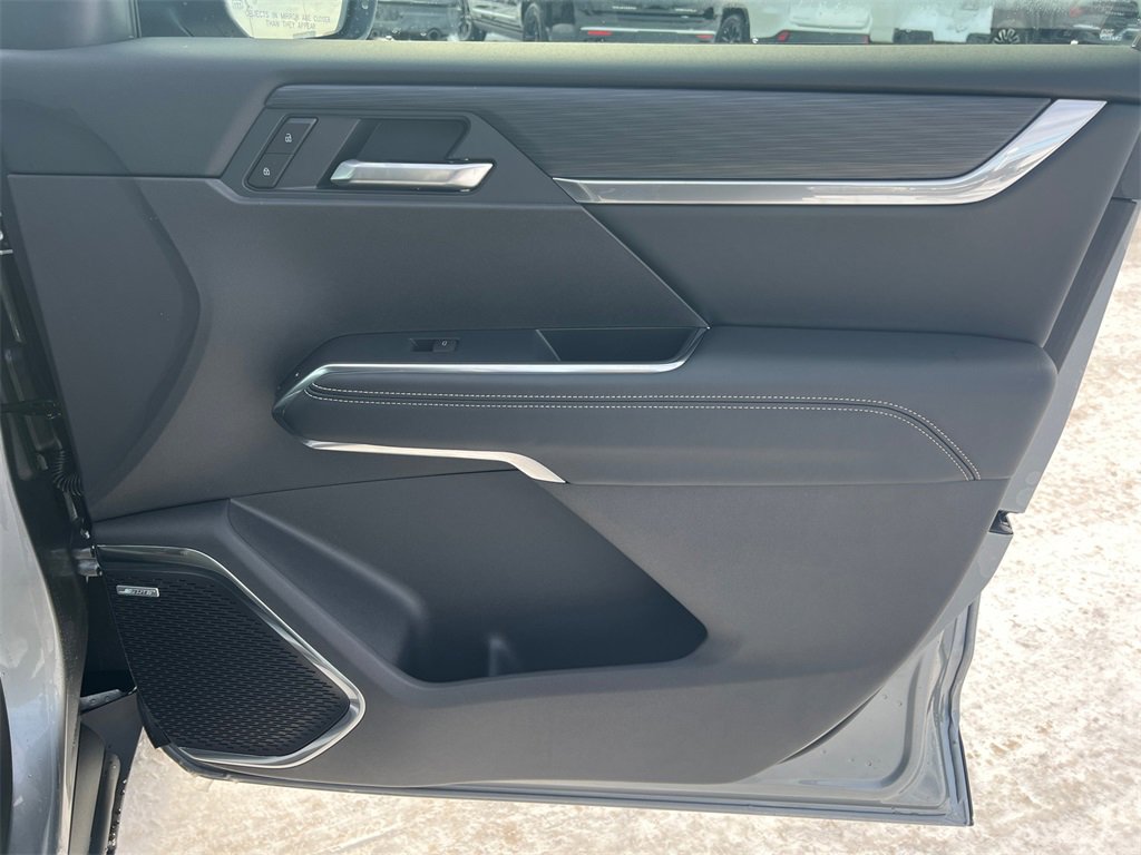 2026 GMC ACADIA - Image 35