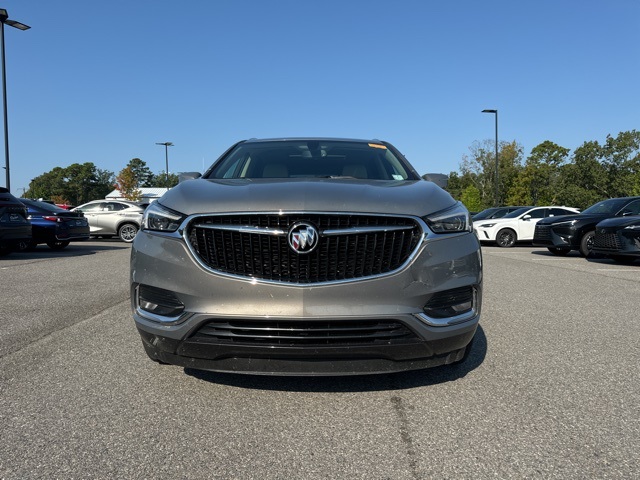 2018 Buick Enclave Essence photo 3
