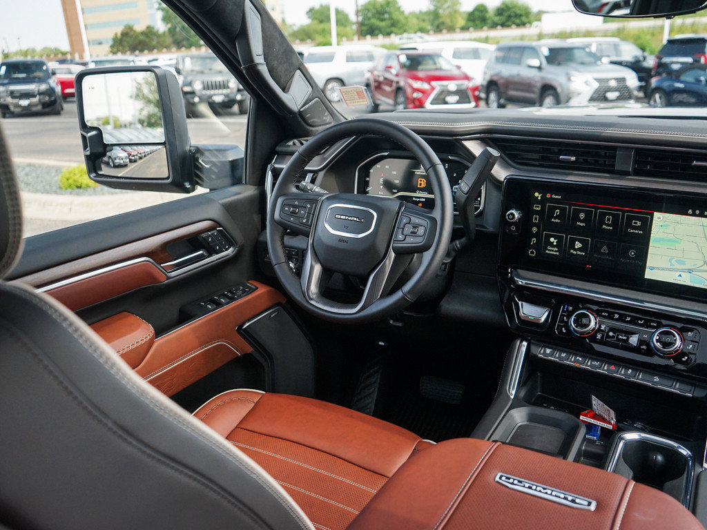2025 Gmc Sierra 3500 HD Denali Ultimate photo 9