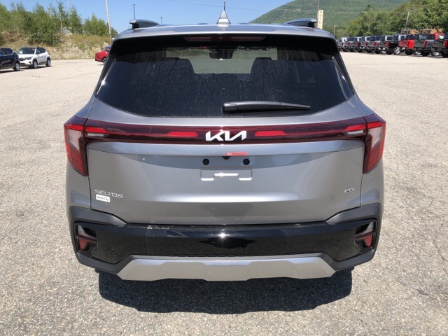 2026 Kia Seltos S photo 4