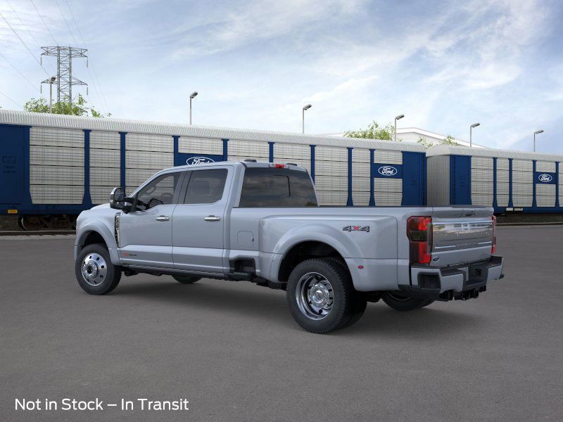 2026 Ford F-450 photo 3