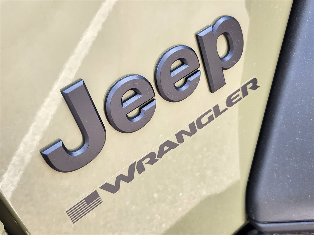 2025 Jeep Wrangler Willys photo 6
