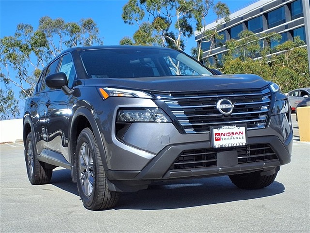 2026 Nissan Rogue S photo 20