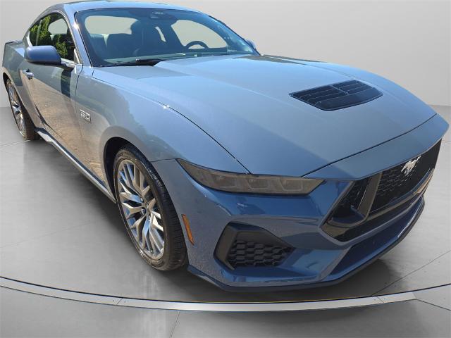 2025 Ford Mustang GT Premium's photo