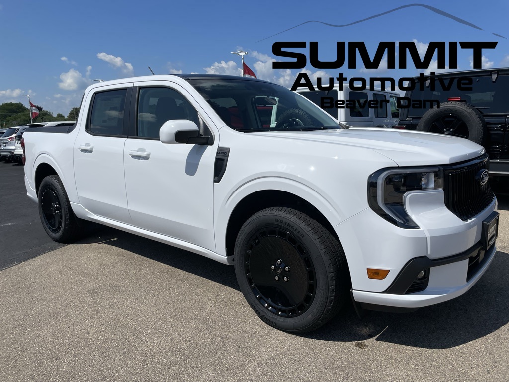 2025 Ford Maverick Lobo's photo