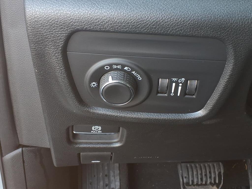 2025 JEEP GRAND CHEROKEE L - Image 20