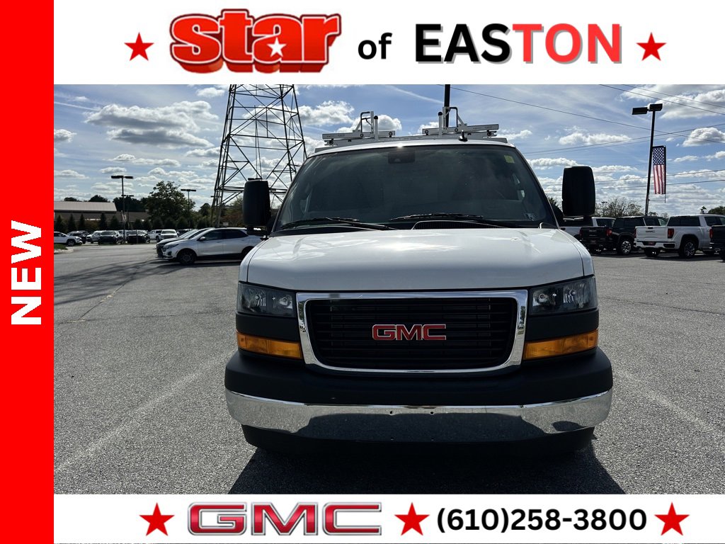 2025 Gmc Savana Cutaway 3500 photo 4