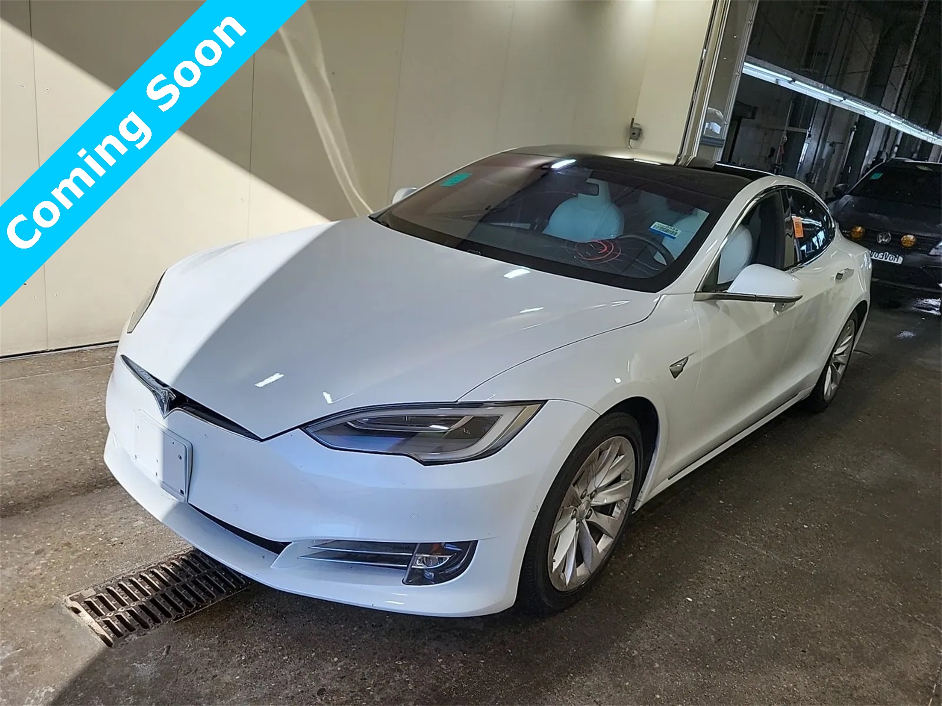 2020 Tesla Model S Long Range Plus photo 3