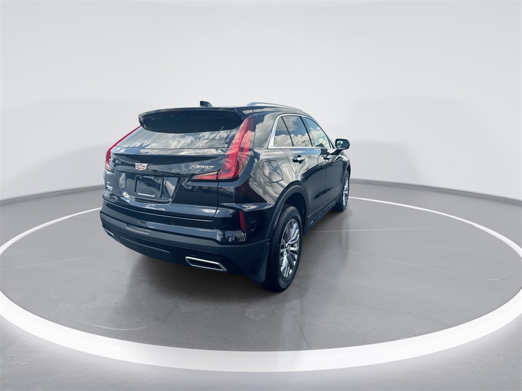 2024 Cadillac XT4 Premium Luxury photo 8