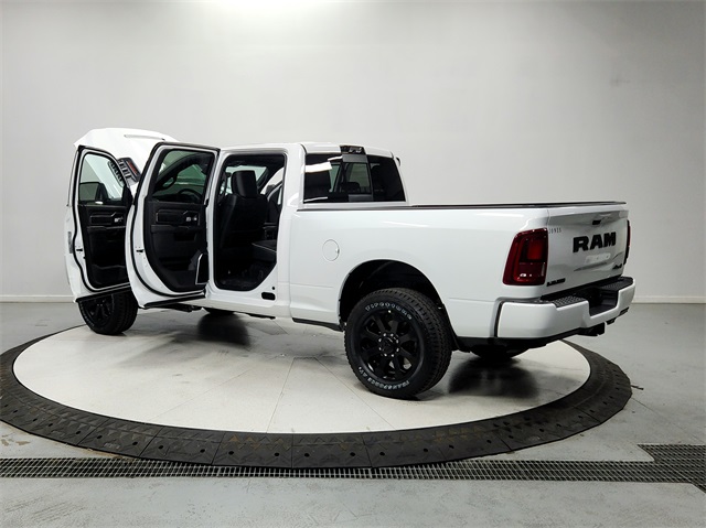 2025 Ram 3500 Laramie photo 12