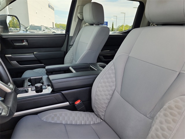 2022 Toyota Tundra SR5 photo 12