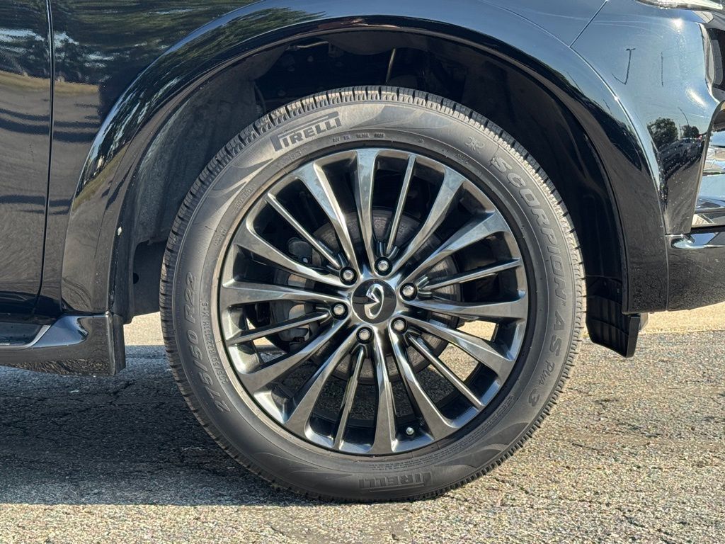 2021 Infiniti QX80 Premium Select photo 3