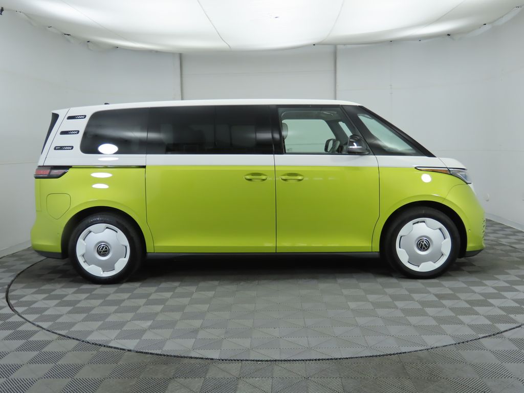 2025 Volkswagen ID. Buzz photo 2