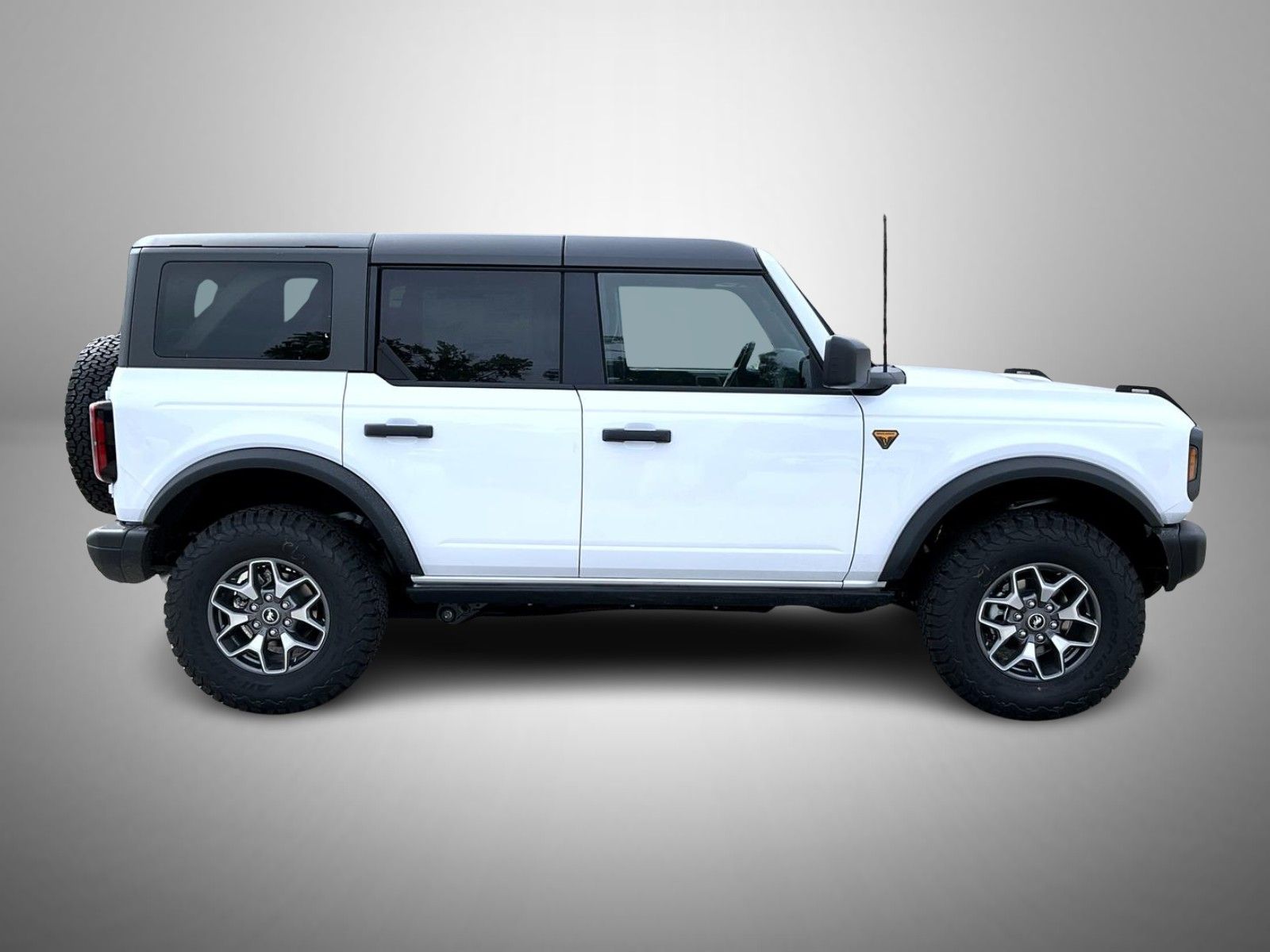2025 Ford Bronco Badlands photo 4