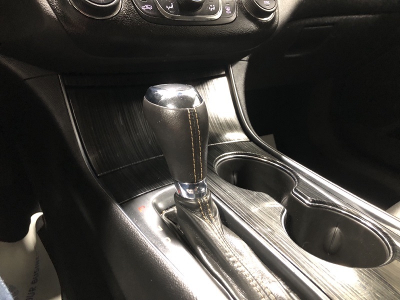 2017 Chevrolet Impala 1LT photo 27