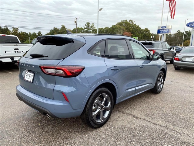 2024 Ford Escape ST-Line photo 3