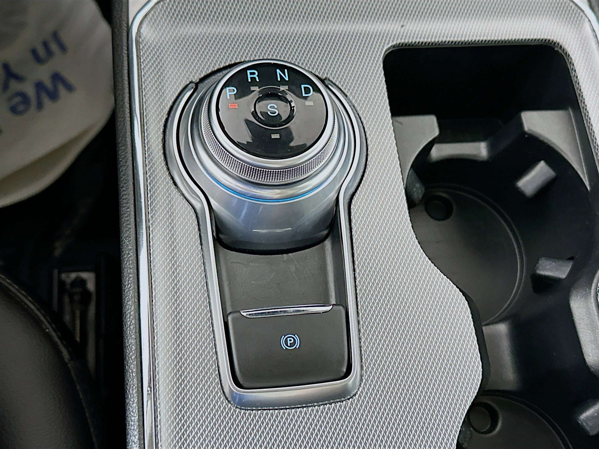 2021 Ford Edge SEL photo 13