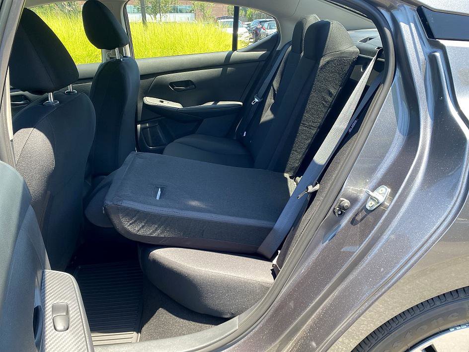 2025 Nissan Sentra S photo 18