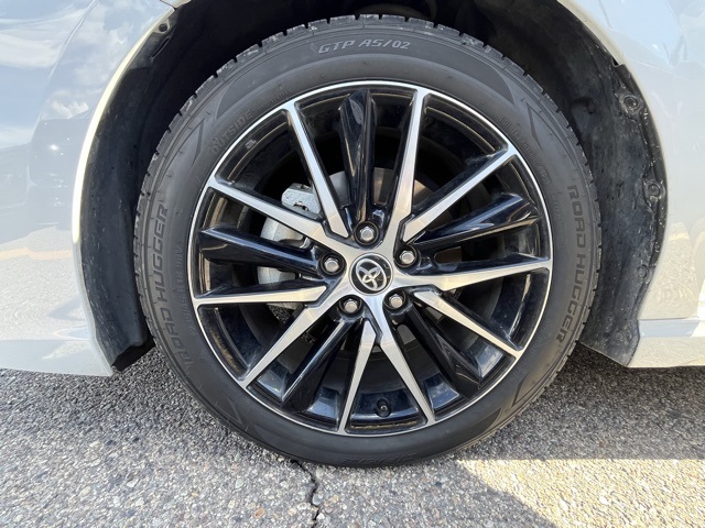 2023 Toyota Camry SE photo 6