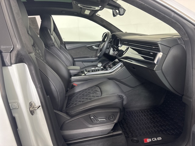 2021 Audi SQ8 Prestige photo 4