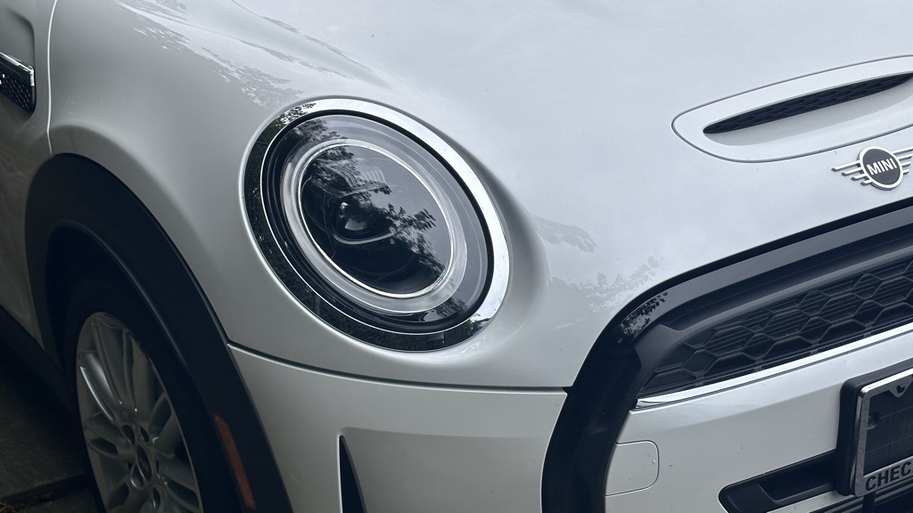2024 Mini Cooper Hardtop S photo 2