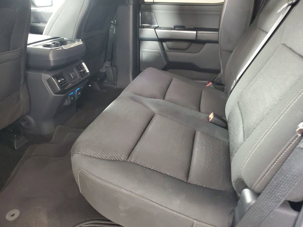 2021 Ford F-150 XLT photo 11
