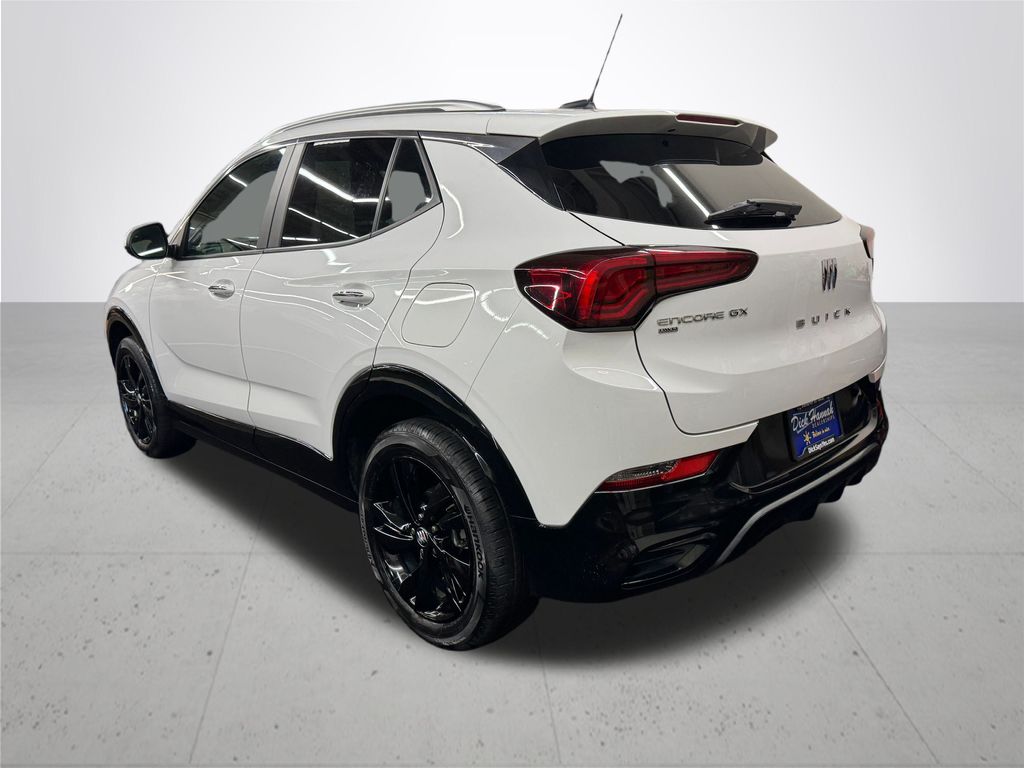 2024 Buick Encore GX Sport Touring photo 3