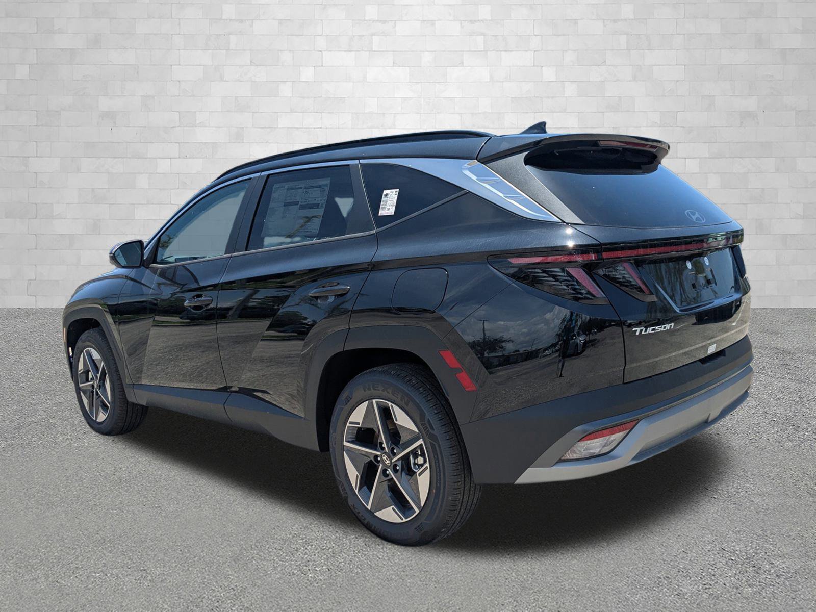 2025 Hyundai Tucson Hybrid SEL Convenience photo 4