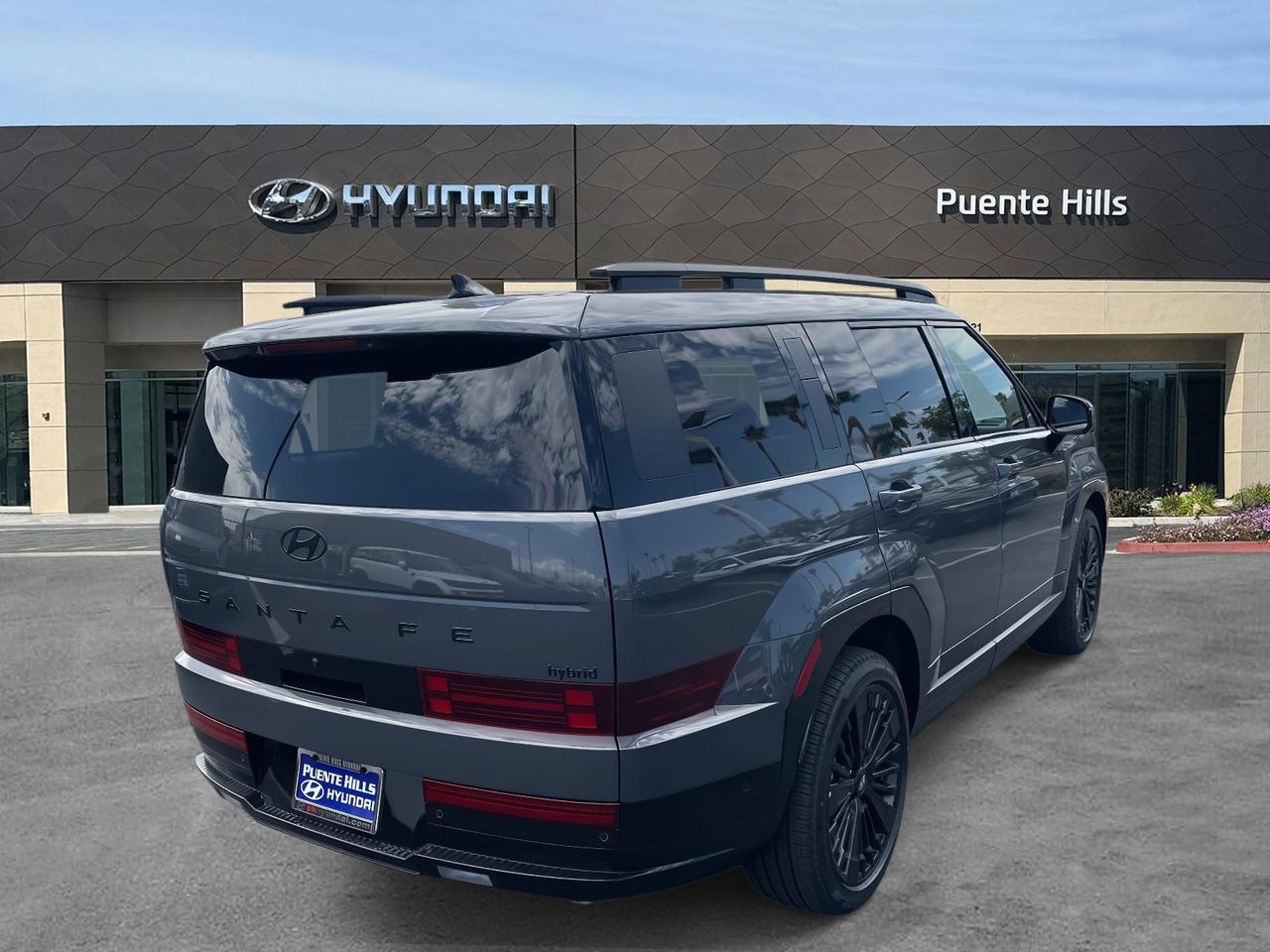 2025 Hyundai Santa Fe Calligraphy photo 2