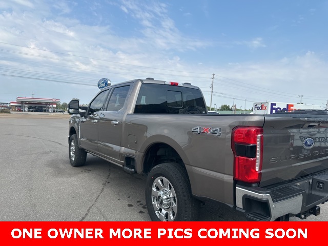 2023 Ford F-250 Lariat photo 15