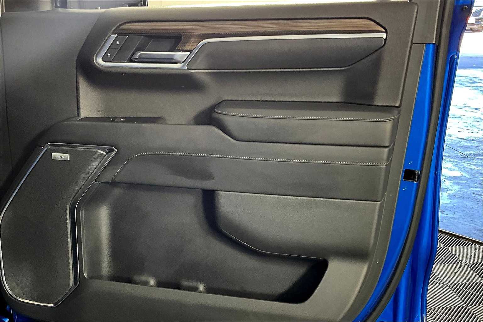 2022 Chevrolet Silverado 1500 RST photo 20