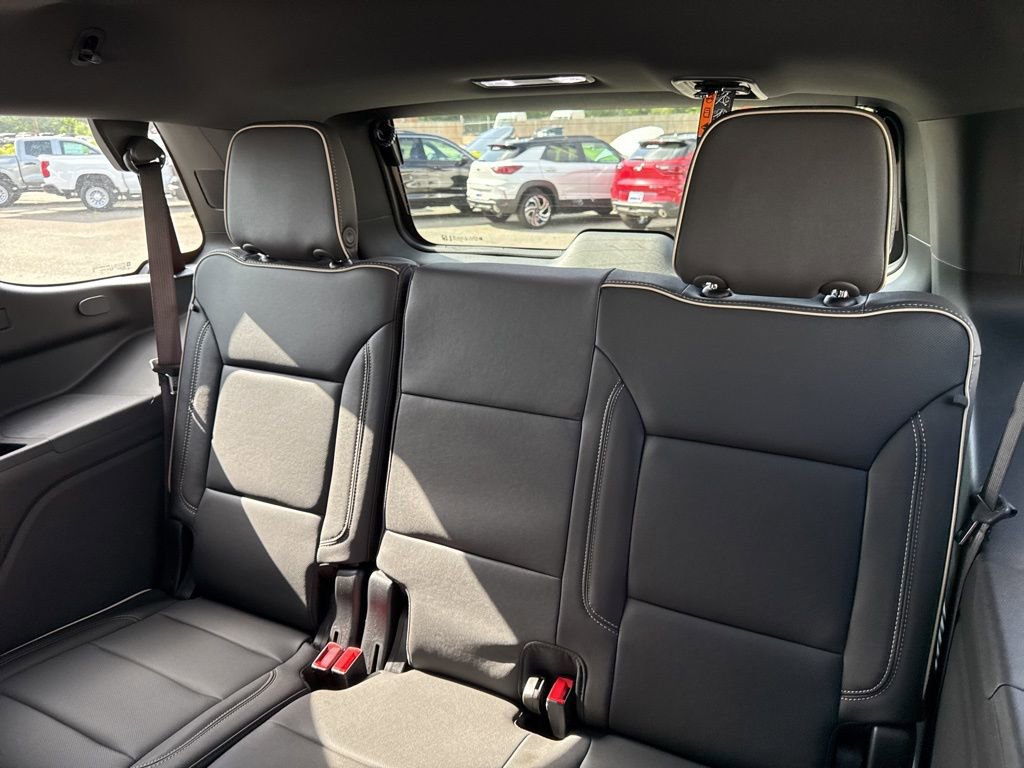 2025 Chevrolet Tahoe Premier photo 39