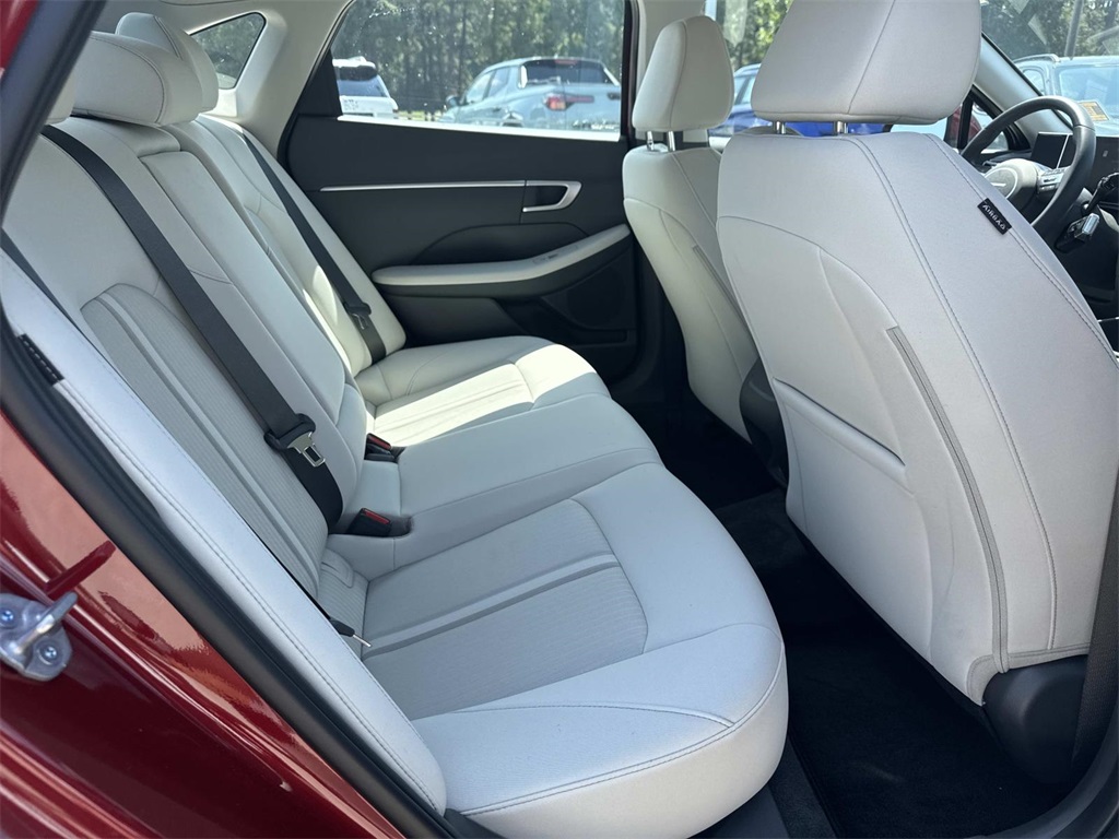 2024 Hyundai Sonata SEL Convenience photo 8