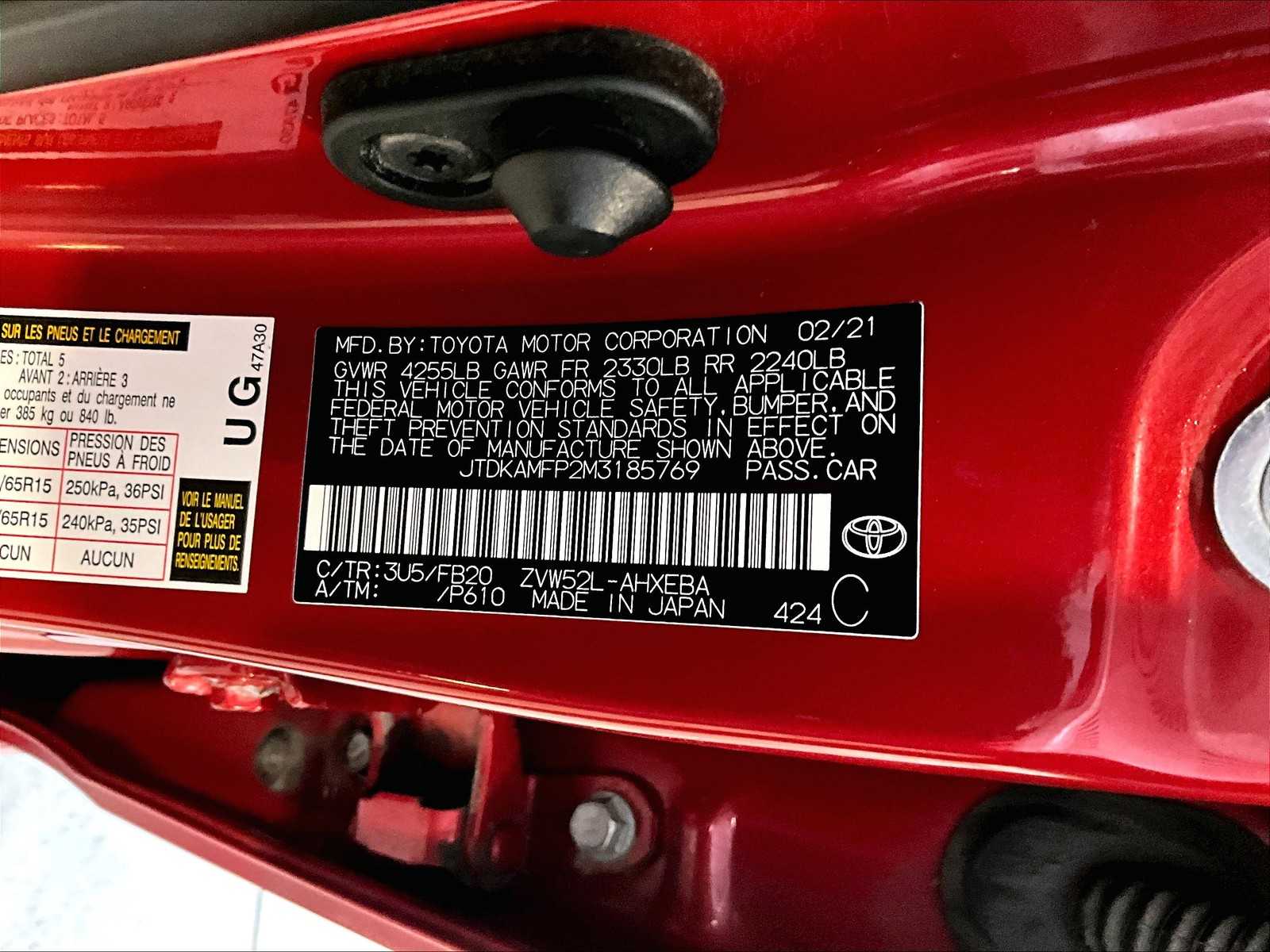 2021 Toyota Prius Prime LE photo 33