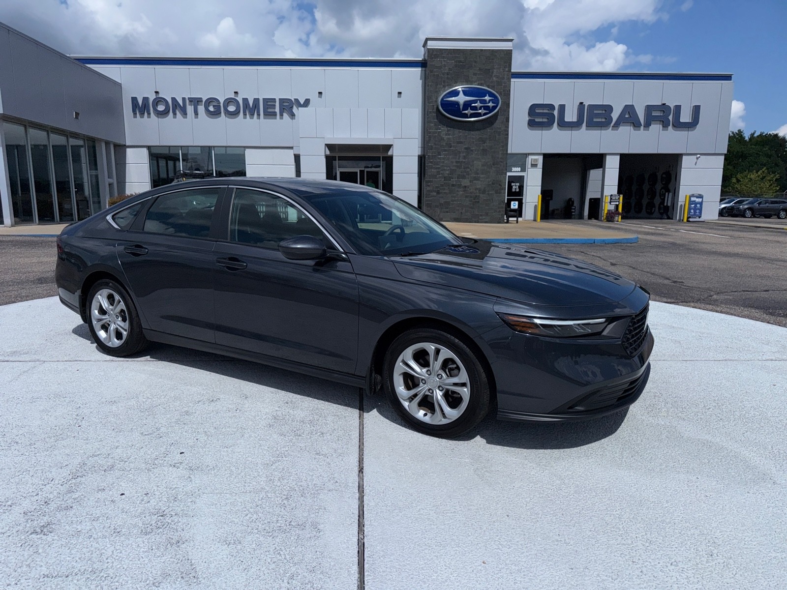 2023 Honda Accord LX's photo