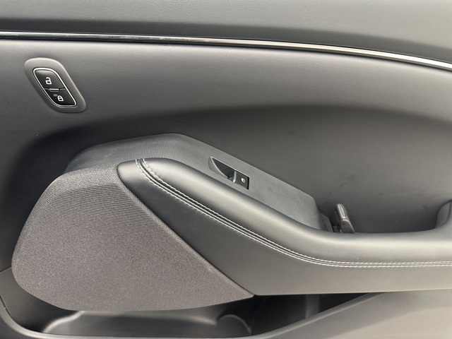 2024 Ford Mustang Mach-E Select photo 9