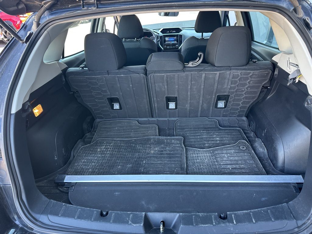 2018 Subaru Impreza 2.0i Premium photo 11