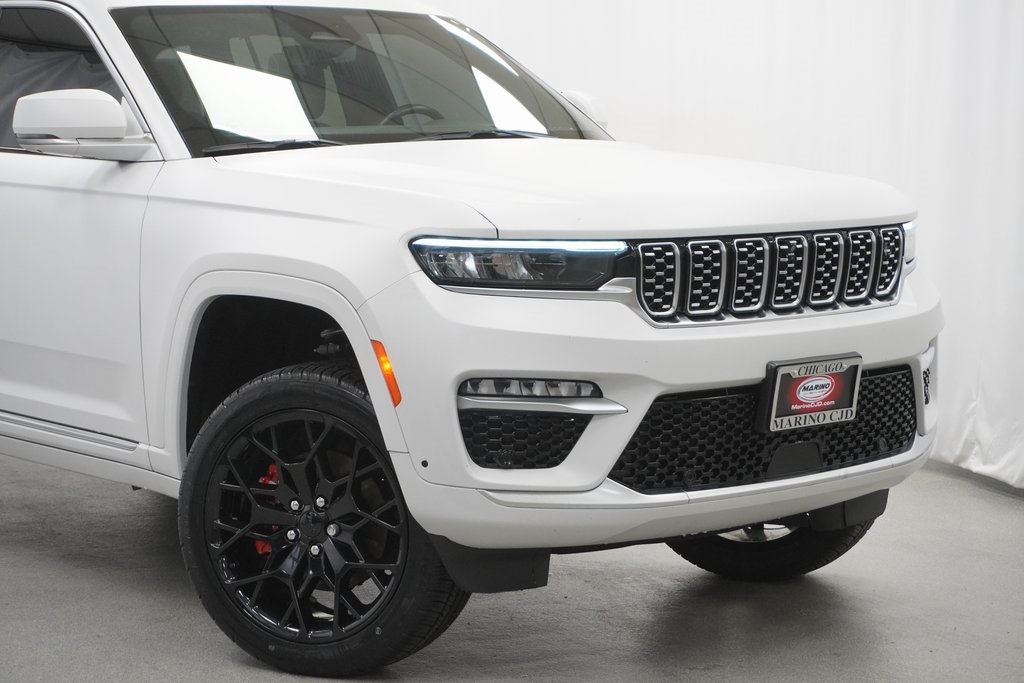 2022 Jeep Grand Cherokee Summit Reserve photo 2