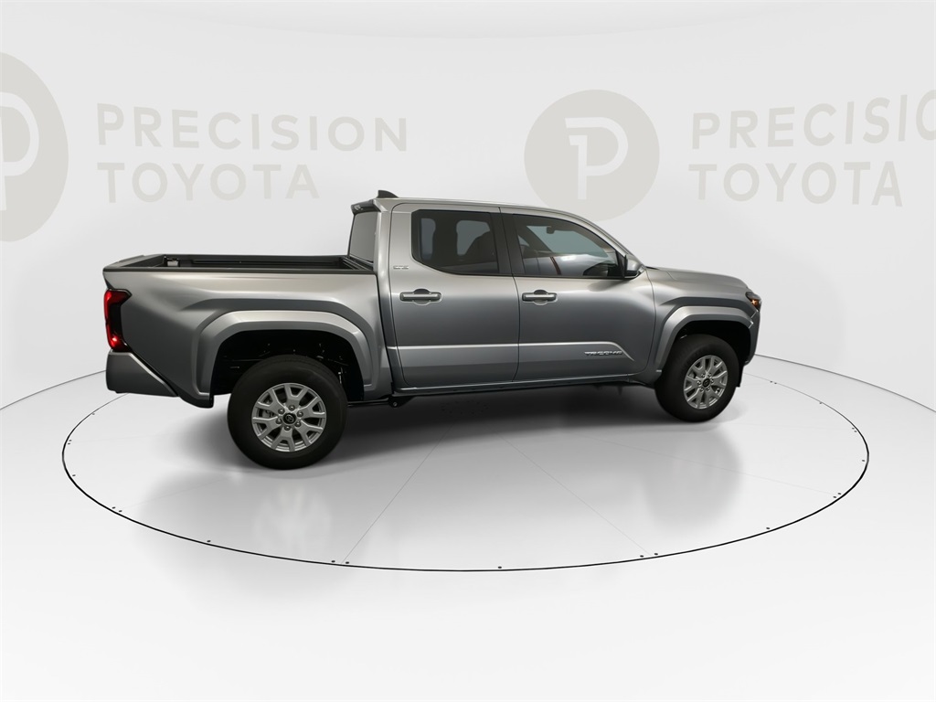 2025 Toyota Tacoma SR5 4x4 Double Cab photo 17