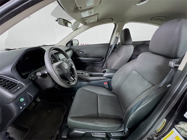 2017 Honda HR-V LX photo 10