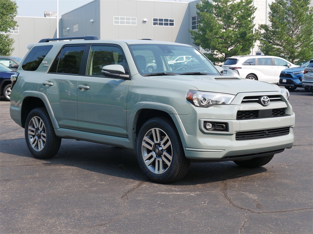 Used 2022 Toyota 4Runner TRD Sport with VIN JTESU5JR9N6018004 for sale in Minneapolis, Minnesota