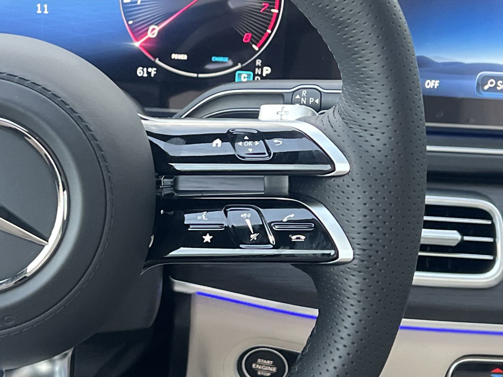 2025 Mercedes Benz GLS 450 4MATIC photo 26