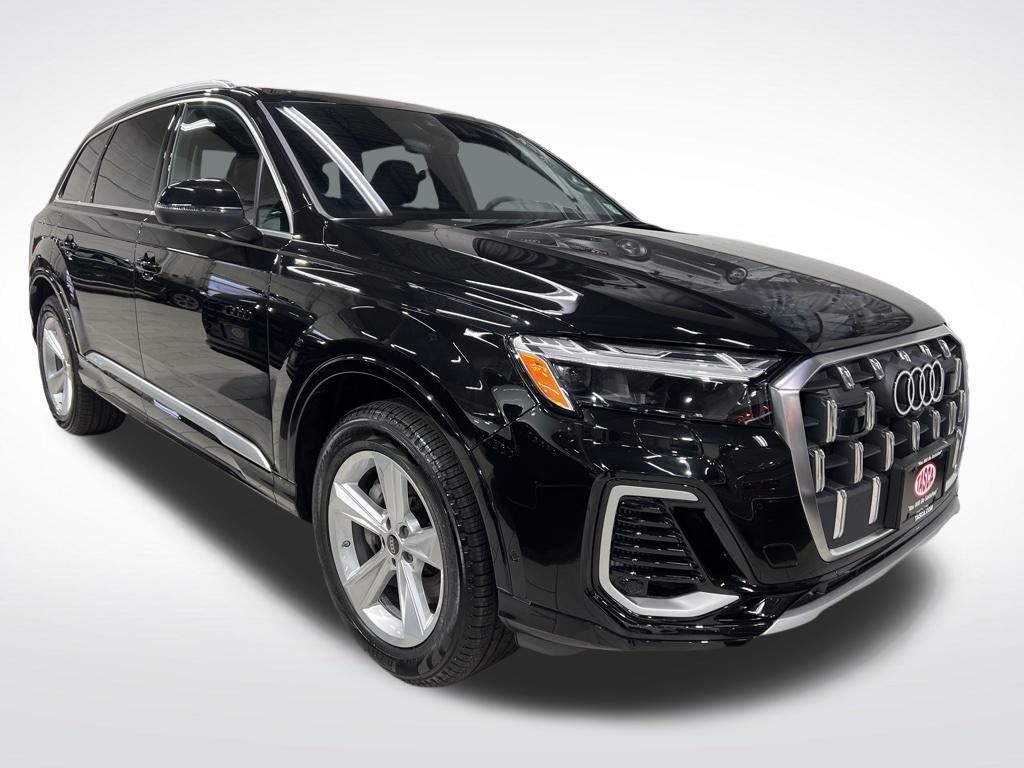 2025 Audi Q7 55 Premium photo 6
