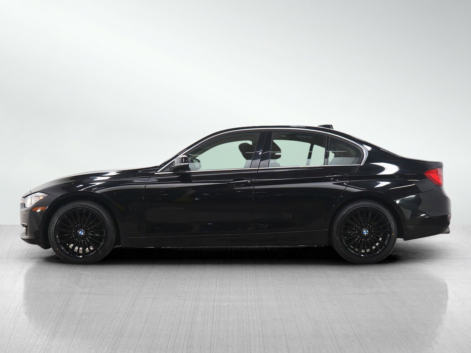 Used 2014 BMW 3 Series 328i with VIN WBA3B3G58ENR81566 for sale in Burnsville, Minnesota