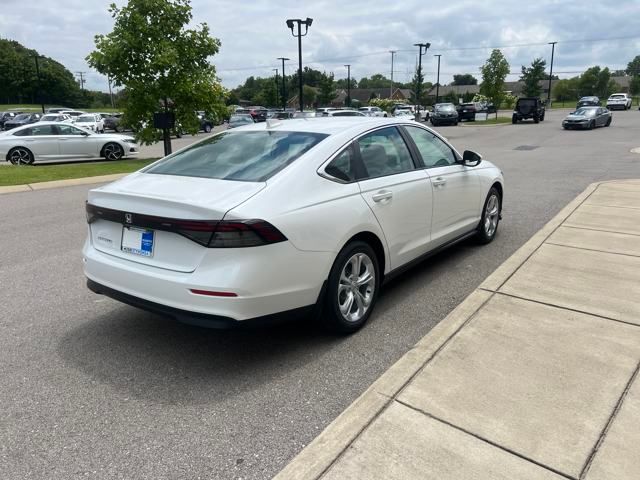 2025 Honda Accord 1.5T LX photo 5