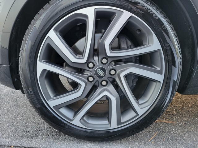 2024 Land Rover Discovery SE photo 15