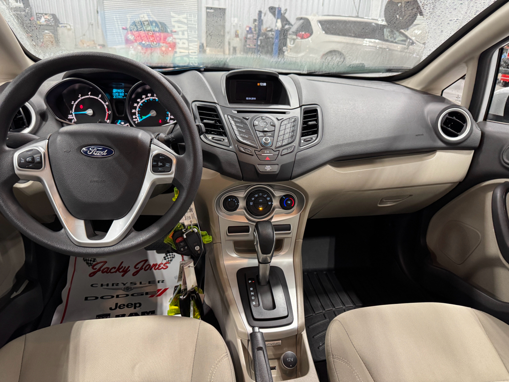 2019 Ford Fiesta SE photo 3
